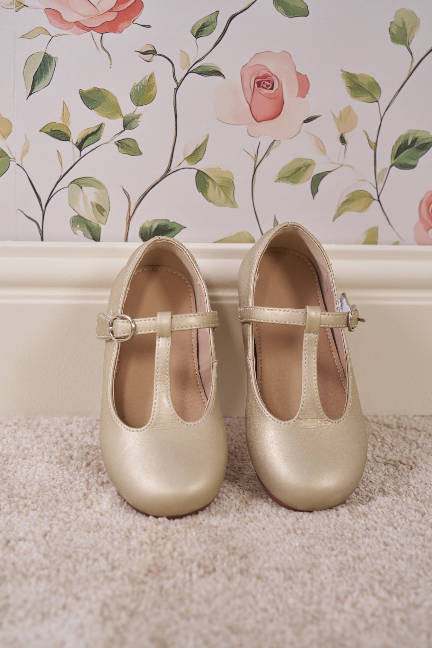 petit classic T-Strap gold