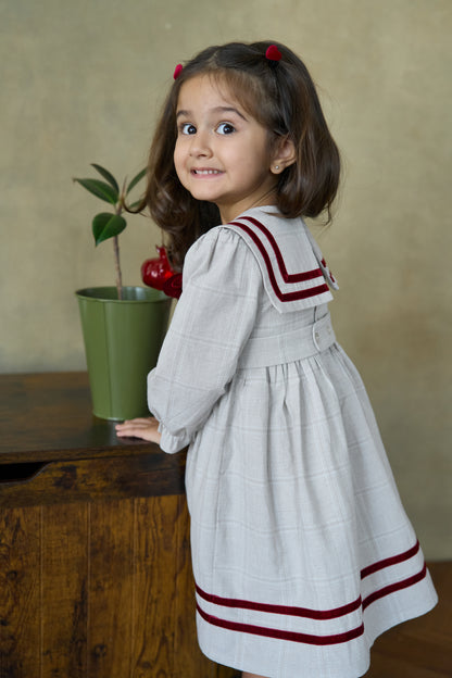 The lily Ribbon Dress